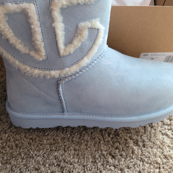 UGG X Telfar blue boots W8M7 - Picture 6 of 9